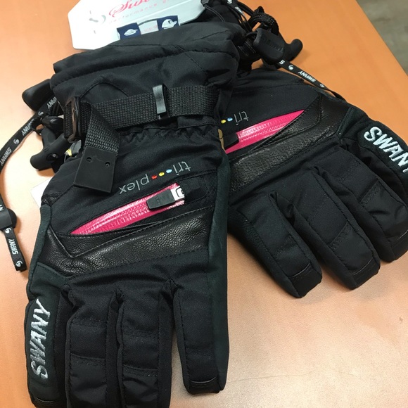 NWT Swany Gloves 💝 - Picture 2 of 5